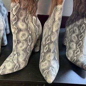 Fashion Nova Snake Print Heeled Boots - Black and Gray